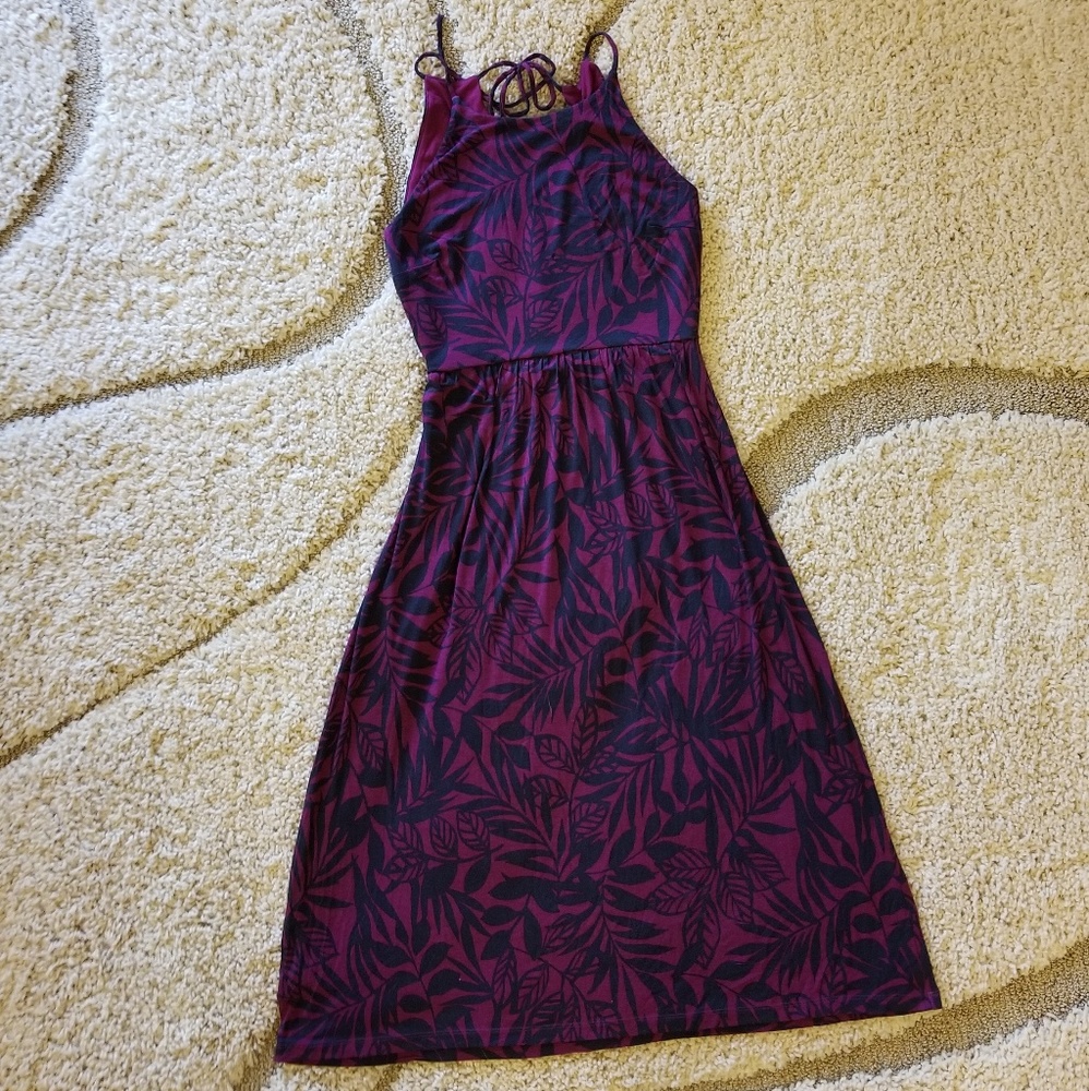 NWOT LOFT 🖤 patterned sleeveless dress medium